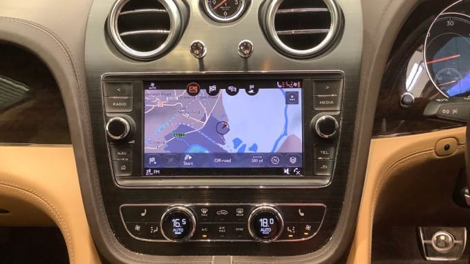2025 Bentley Bentayga