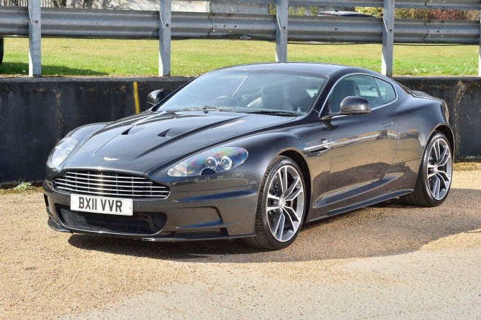 2025 Aston Martin Dbs
