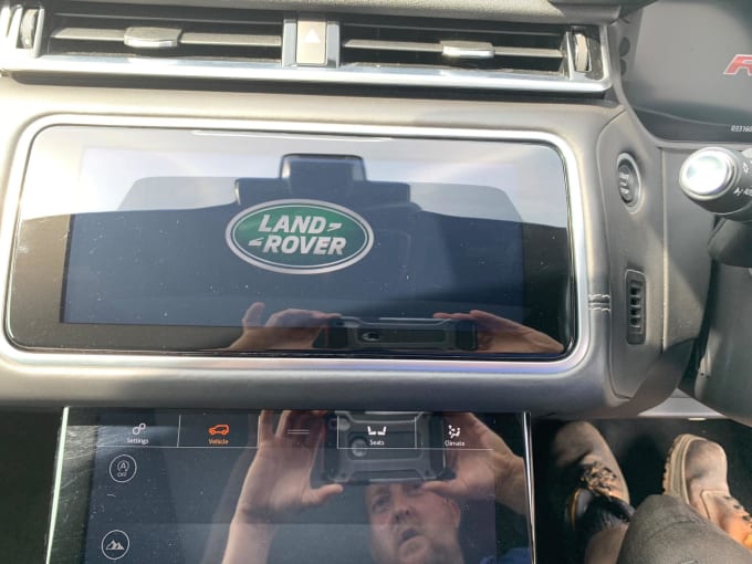 2025 Land Rover Range Rover Velar