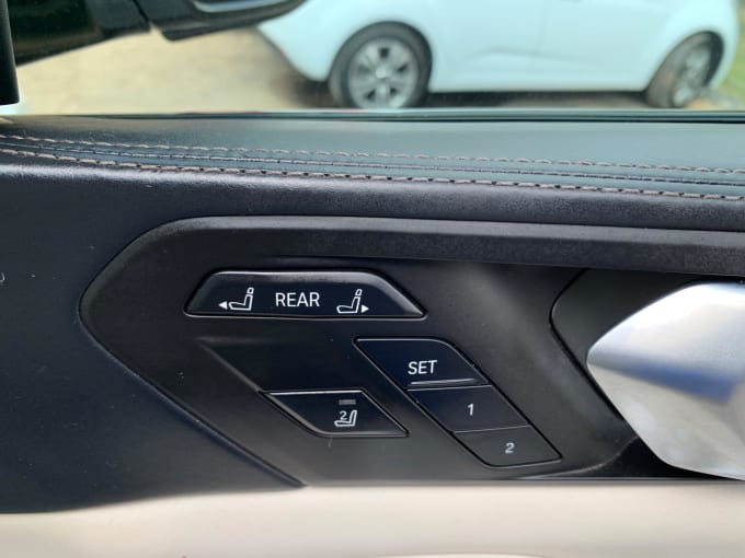 2025 BMW X7