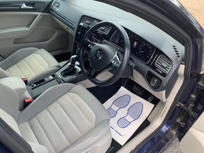 2019 Volkswagen Golf