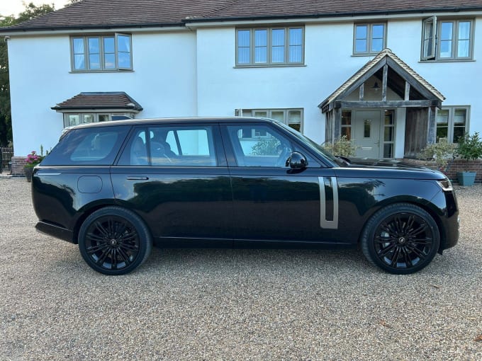 2025 Land Rover Range Rover