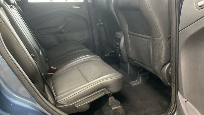 2025 Ford Kuga