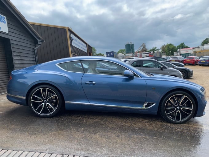 2025 Bentley Continental