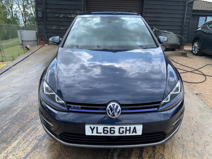 2025 Volkswagen Golf
