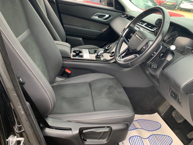 2025 Land Rover Range Rover Velar
