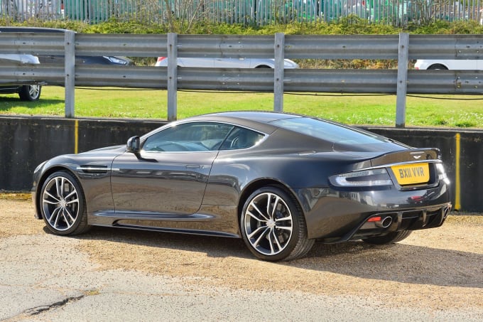 2025 Aston Martin Dbs