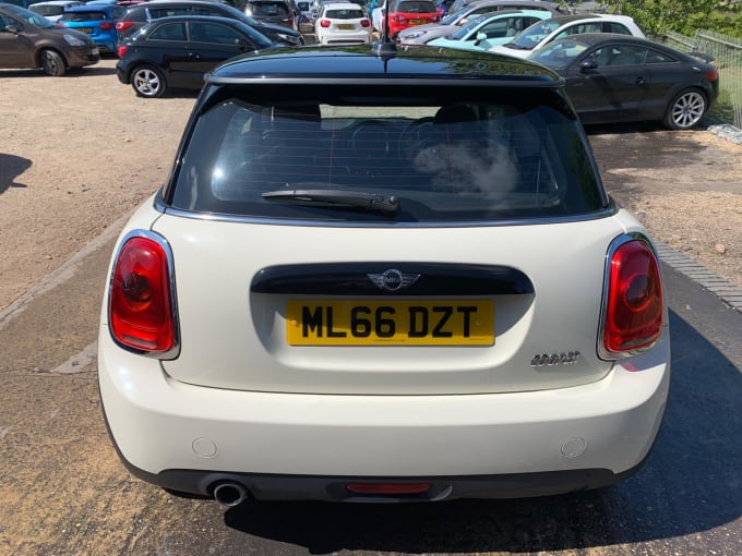 2025 Mini Hatch