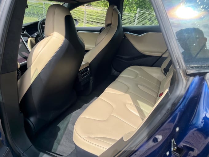 2025 Tesla Model S