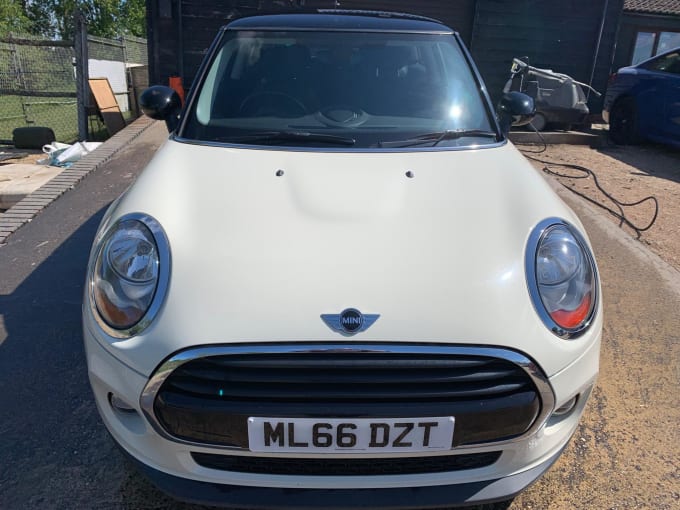 2025 Mini Hatch