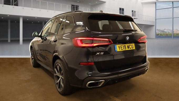 2025 BMW X5