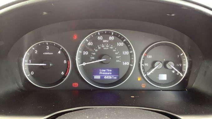 2025 Hyundai I800
