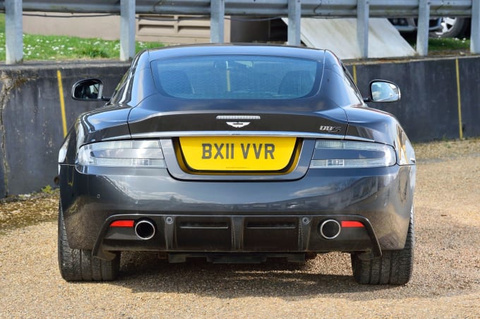 2025 Aston Martin Dbs