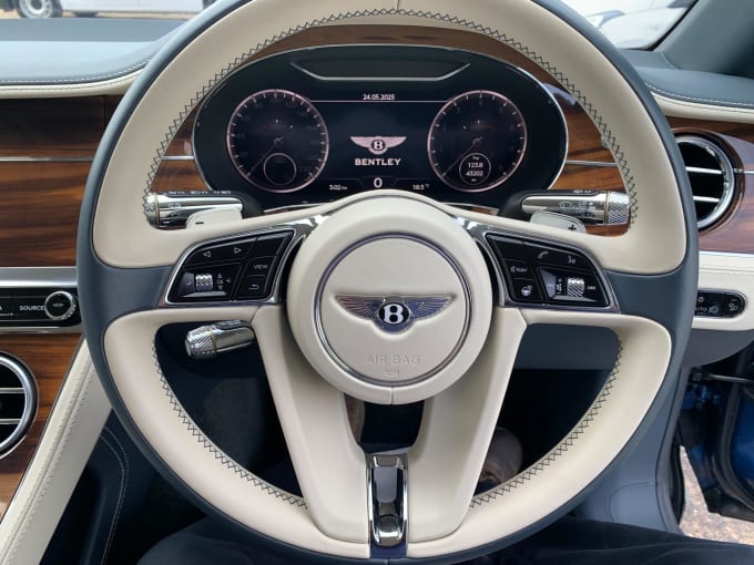 2025 Bentley Continental