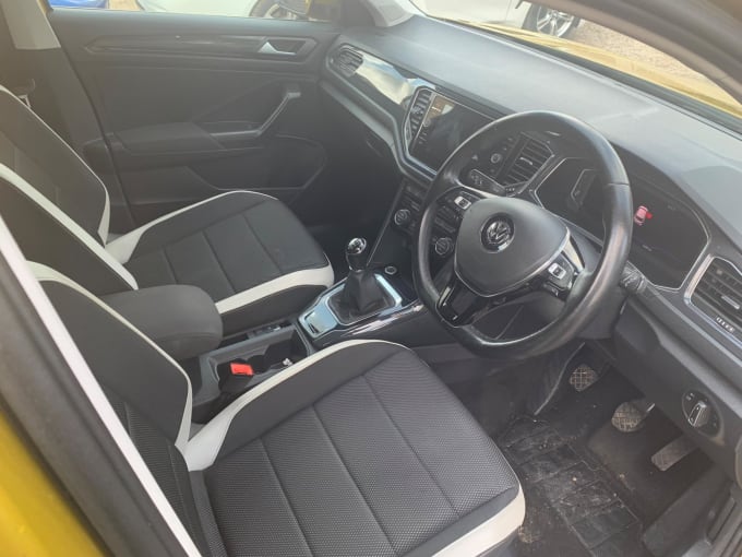 2025 Volkswagen T-roc