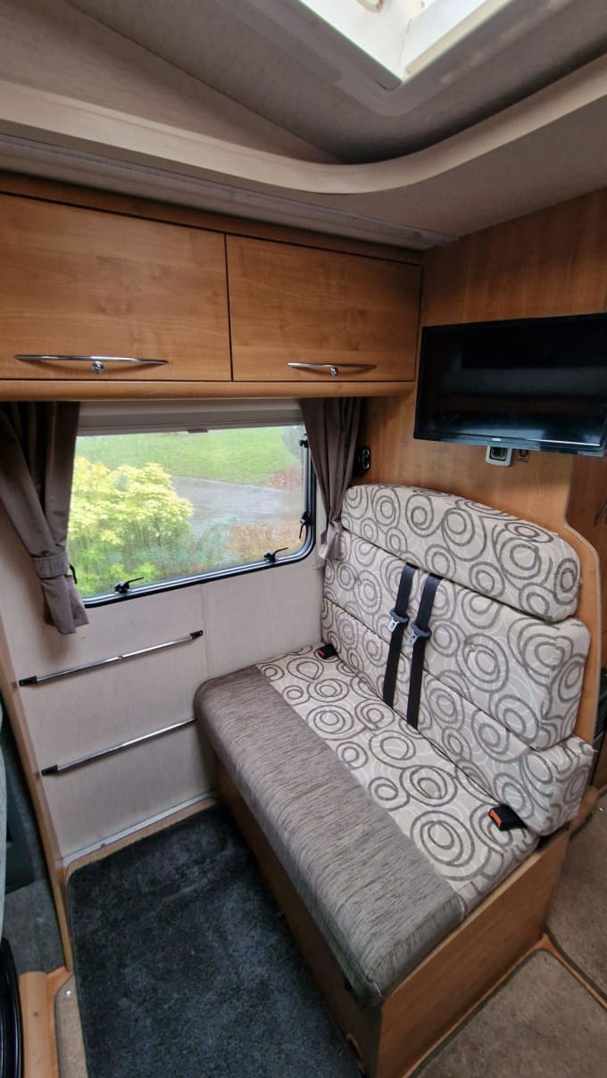 2025 Auto-trail Tribute 725