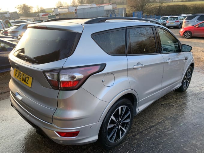 2025 Ford Kuga