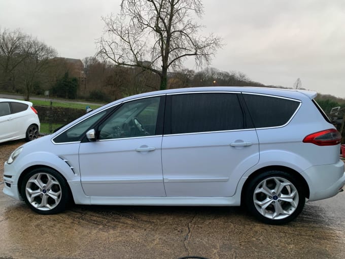 2024 Ford S-max