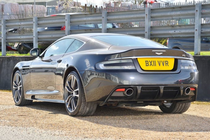 2025 Aston Martin Dbs