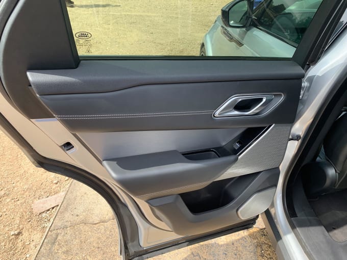 2025 Land Rover Range Rover Velar