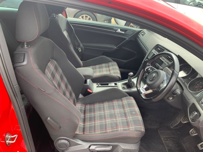 2025 Volkswagen Golf