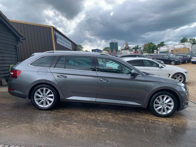 2025 Skoda Superb