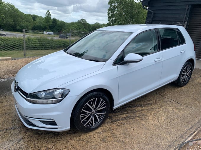 2025 Volkswagen Golf