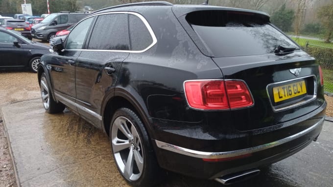 2024 Bentley Bentayga