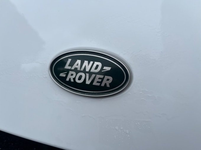 2024 Land Rover Defender 110