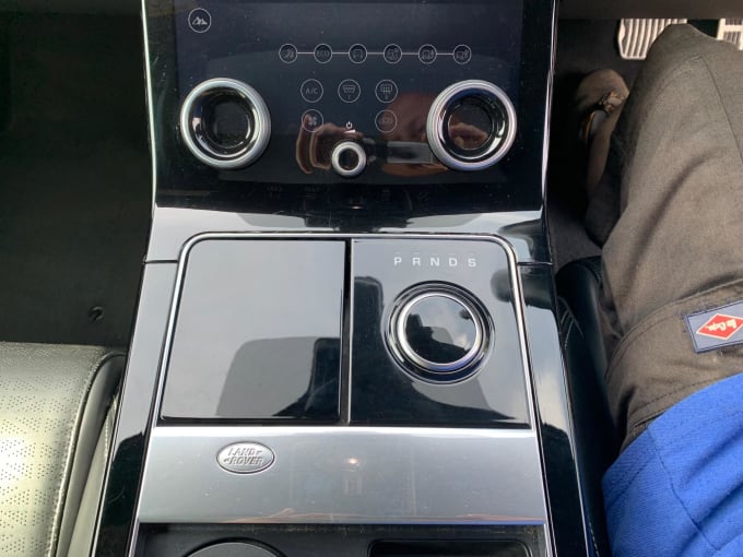 2025 Land Rover Range Rover Velar