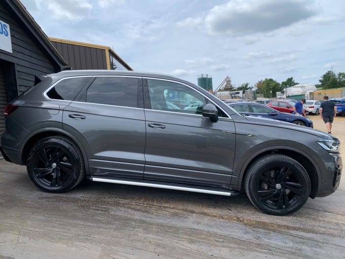 2025 Volkswagen Touareg