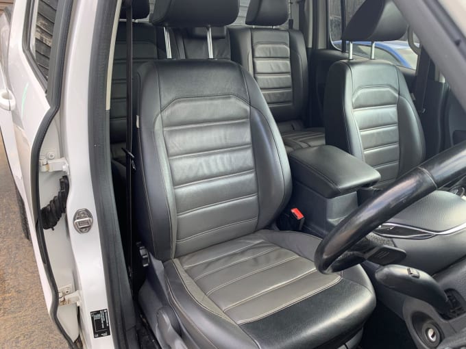 2025 Volkswagen Amarok