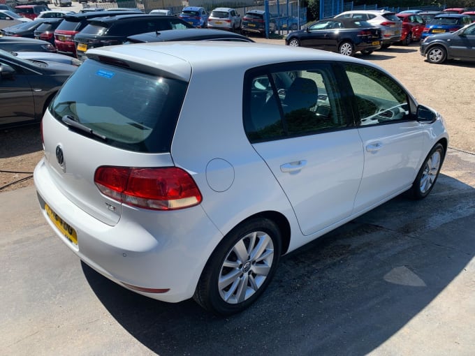 2025 Volkswagen Golf