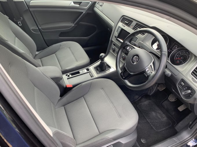 2025 Volkswagen Golf