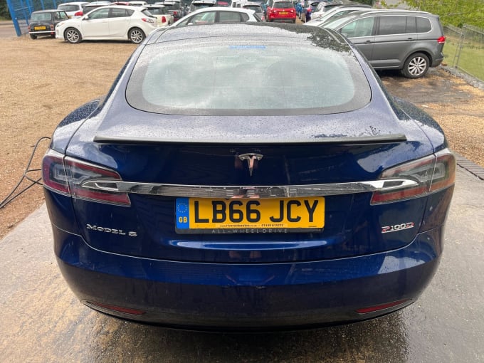 2025 Tesla Model S