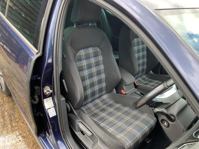 2025 Volkswagen Golf