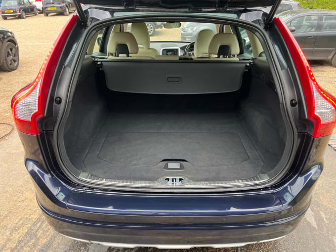 2025 Volvo Xc60