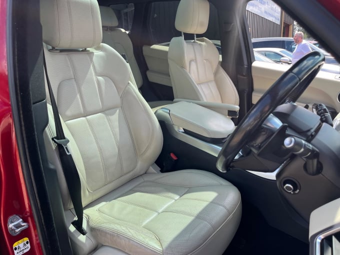 2025 Land Rover Range Rover Sport