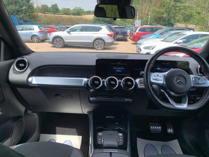 2025 Mercedes-benz Glb