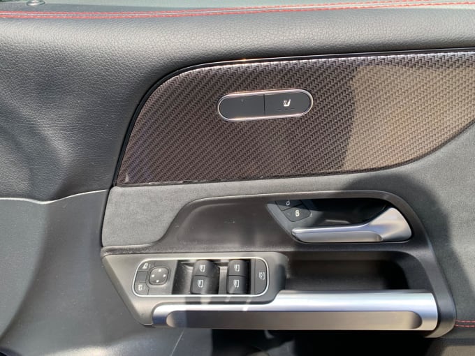 2025 Mercedes-benz Glb