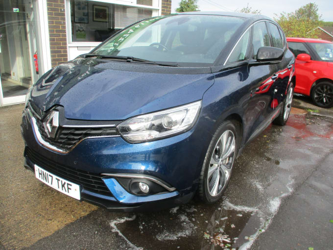 2017 Renault Scenic