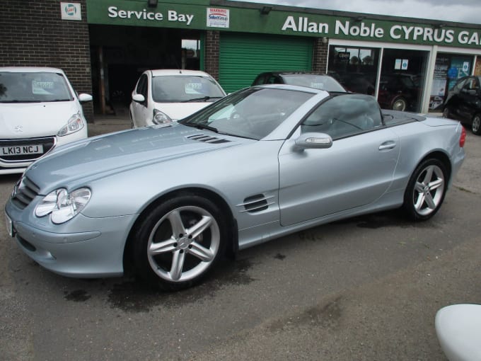 2004 Mercedes Sl