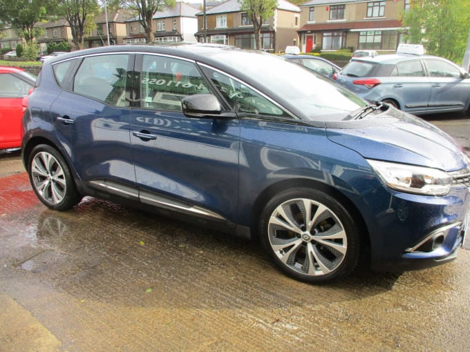 2017 Renault Scenic