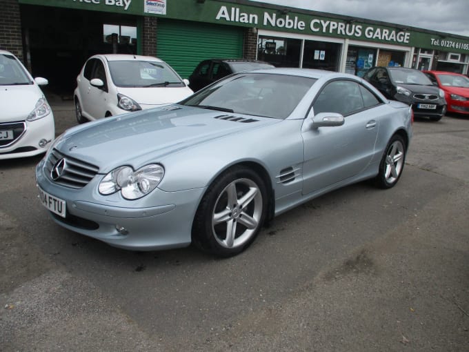 2004 Mercedes Sl