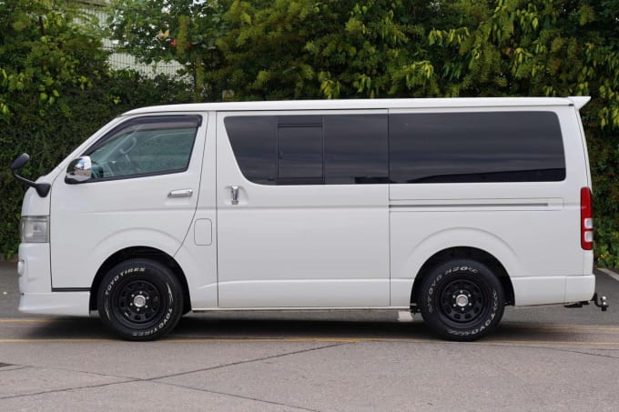 2010 Toyota Hiace