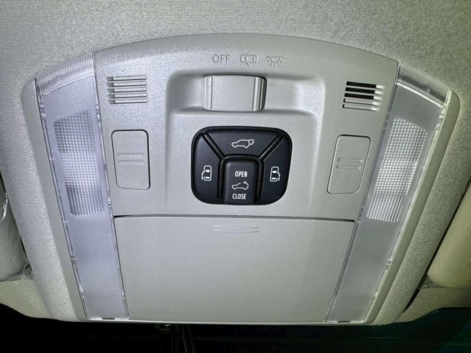 2009 Toyota Vellfire