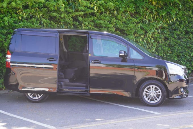 2012 Toyota Noah
