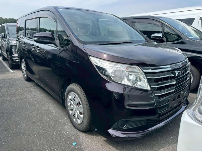 2014 Toyota Noah
