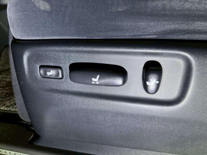 2009 Toyota Vellfire