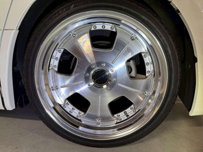 2009 Toyota Vellfire